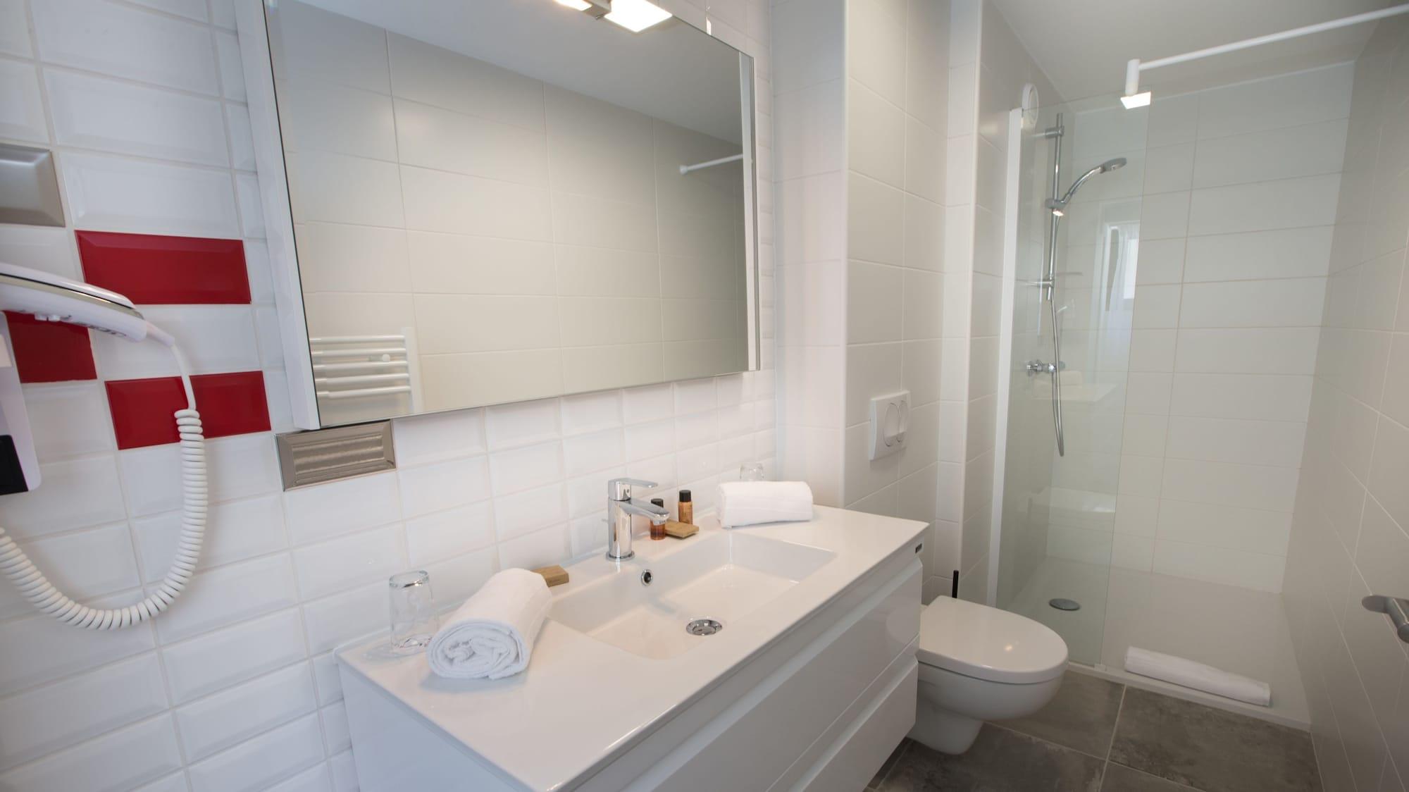 Hotel La Fabrique La Rochelle  Eksteriør billede