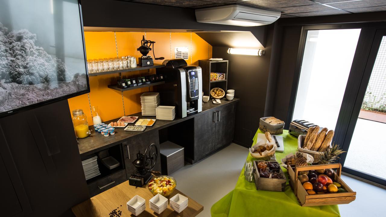 Hotel La Fabrique La Rochelle  Eksteriør billede